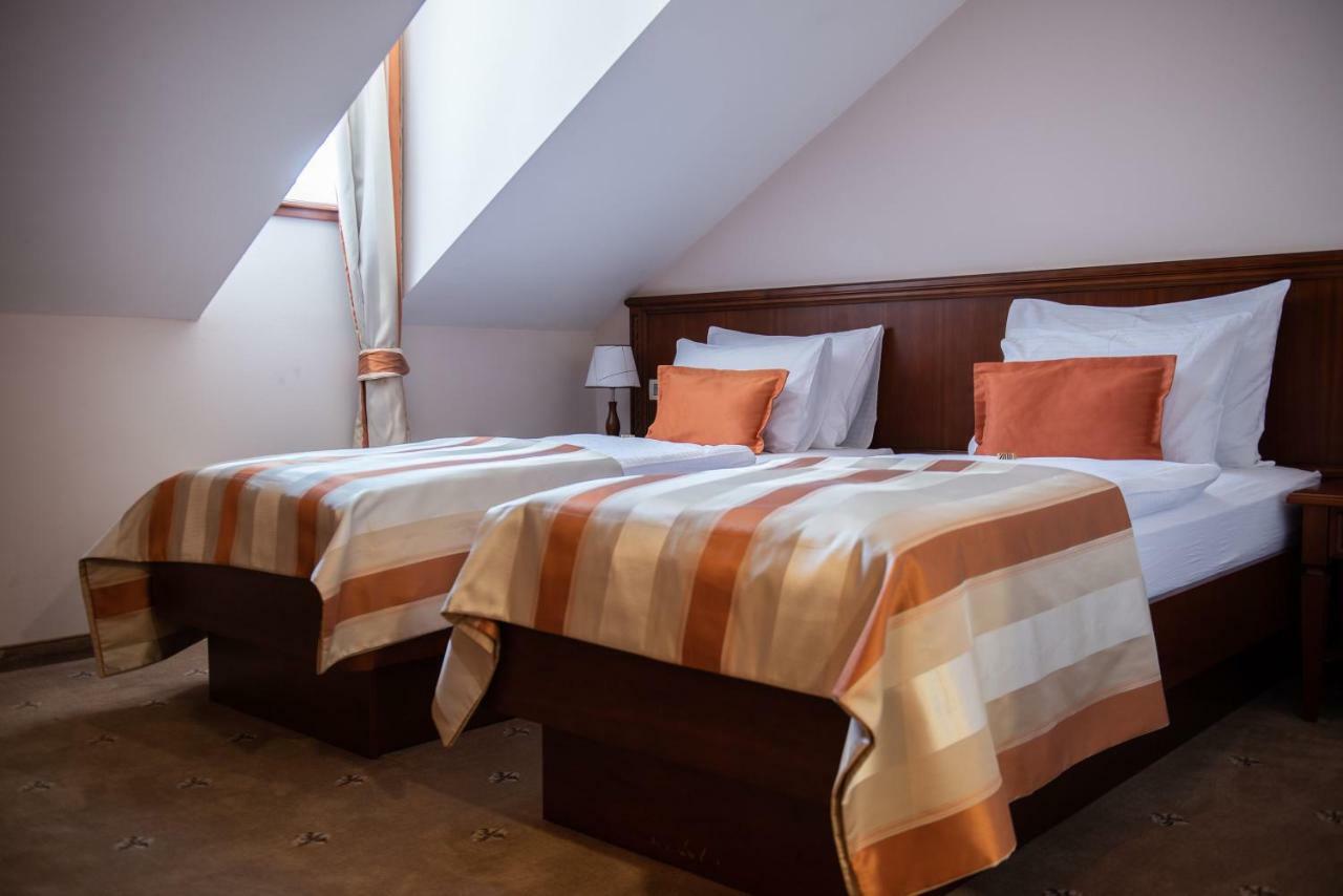 Hotel Stara Lika Gospić Esterno foto