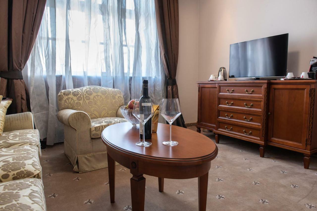 Hotel Stara Lika Gospić Esterno foto