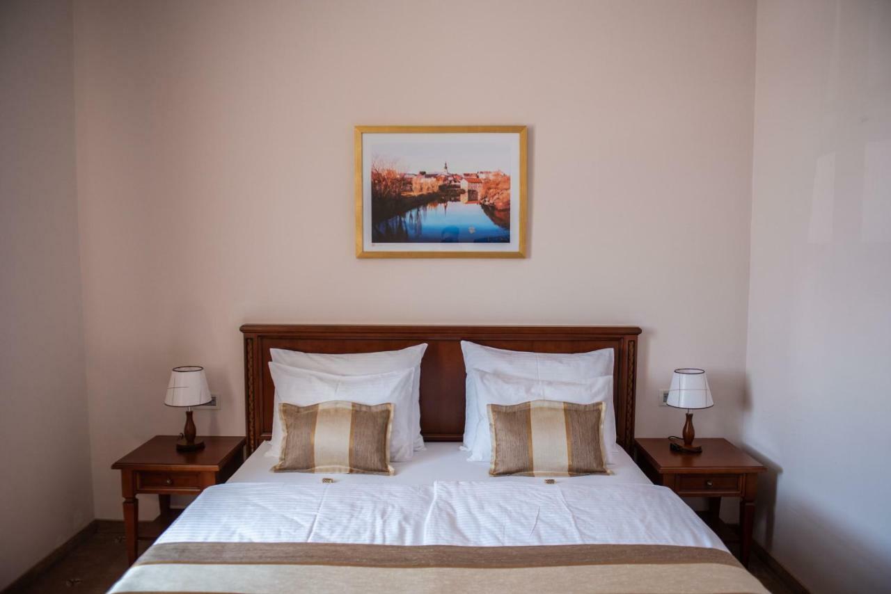 Hotel Stara Lika Gospić Esterno foto
